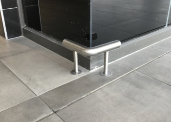 Shopping mall installations by Exclusivio Wrought Iron Designs does wrought iron and stainless steel products032